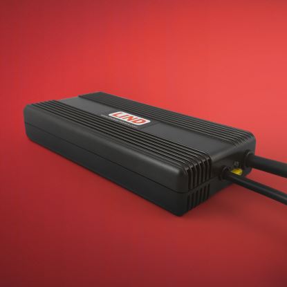 Lind Electronics DE2090-3255 power adapter/inverter Auto 240 W Black1