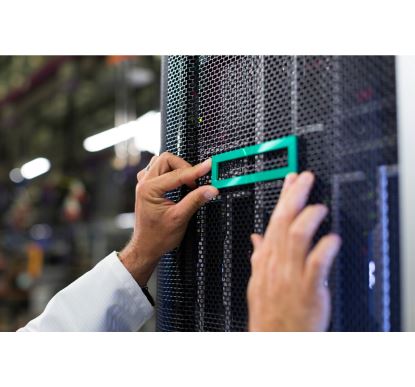 Picture of Hewlett Packard Enterprise Q2P93A storage drive enclosure 3.5"