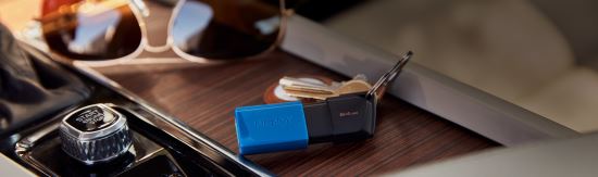 Kingston Technology DataTraveler Exodia M USB flash drive 64 GB USB Type-A 3.2 Gen 1 (3.1 Gen 1) Black, Blue1