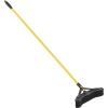Rubbermaid Commercial Maximizer Push-To-Center 18" Brooms3