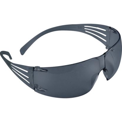 3M SecureFit Protective Eyewear1