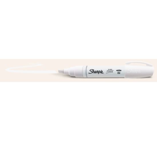 Sharpie Oil-Based Paint Marker Bold Point permanent marker White1