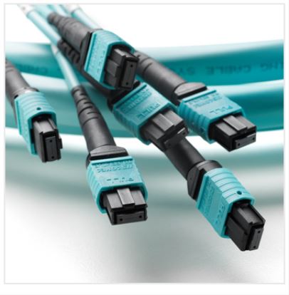 CP Technologies 5m MTP f/f fiber optic cable1