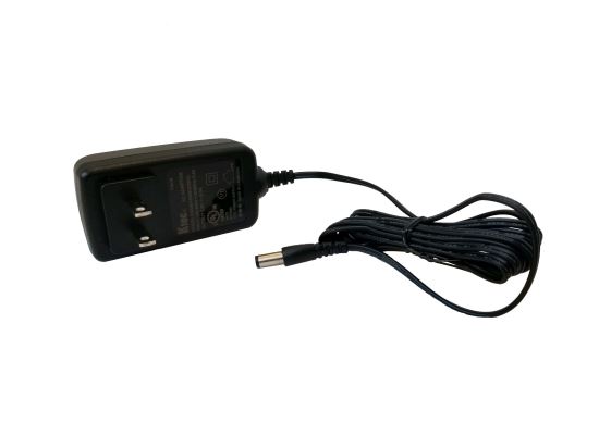 Vertiv 8204 power adapter/inverter Indoor Black1