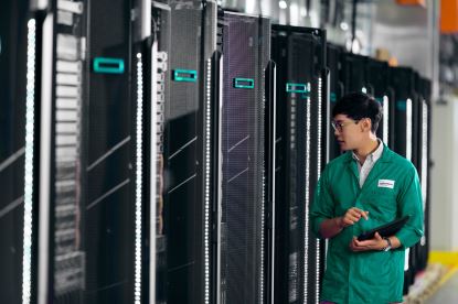 HPE ProLiant DL3X5 Serial Port Enablement Kit1
