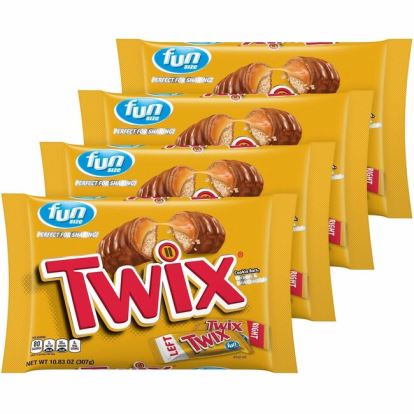 Twix Caramel Cookie Bars 1