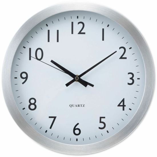 Universal Wall Clock 1